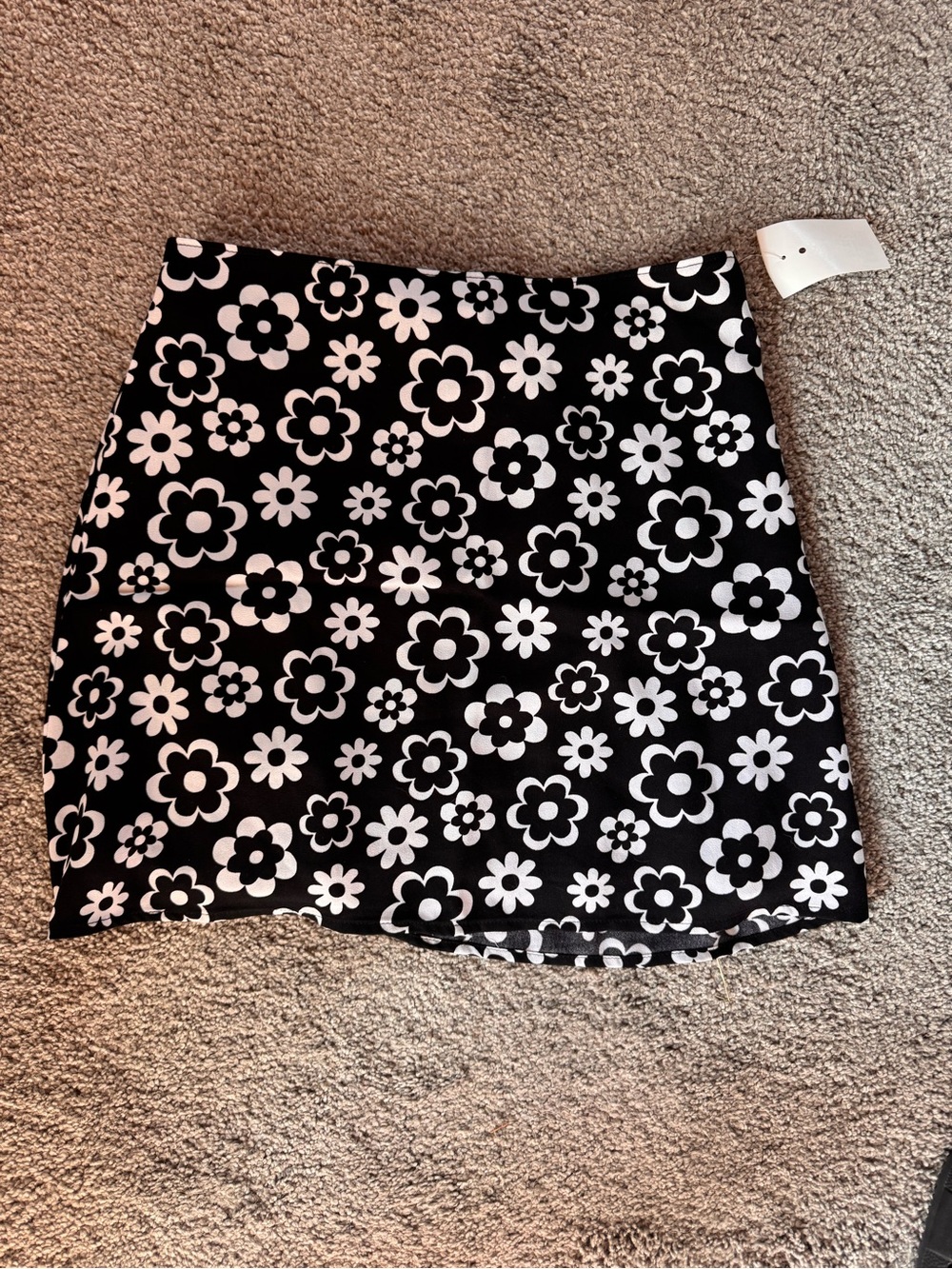Hollister Black and White Floral Mini Skirt